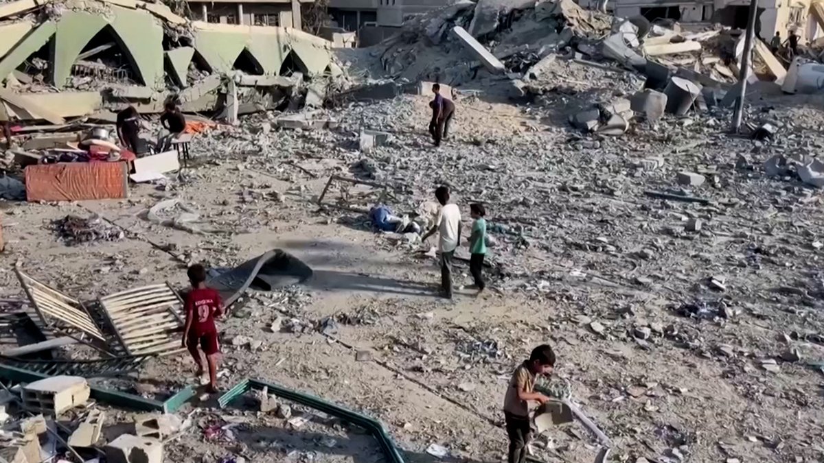 গাজায় ইসরায়েলি হামলায় ২৪ ঘণ্টায় নিহত আরও ৮১ ফিলিস্তিনি