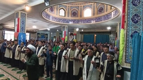 ইসরাইলি হামলার মাঝেও ইরানি মসজিদগুলোতে জুমার নামাজে মুসল্লিদের ঢল