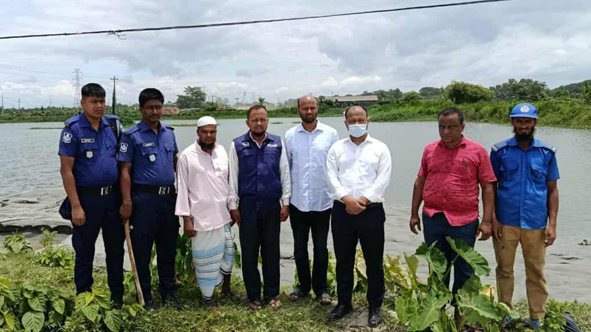 আখাউড়ায় পুকুর ভরাট করায় লাখ টাকা জরিমানা