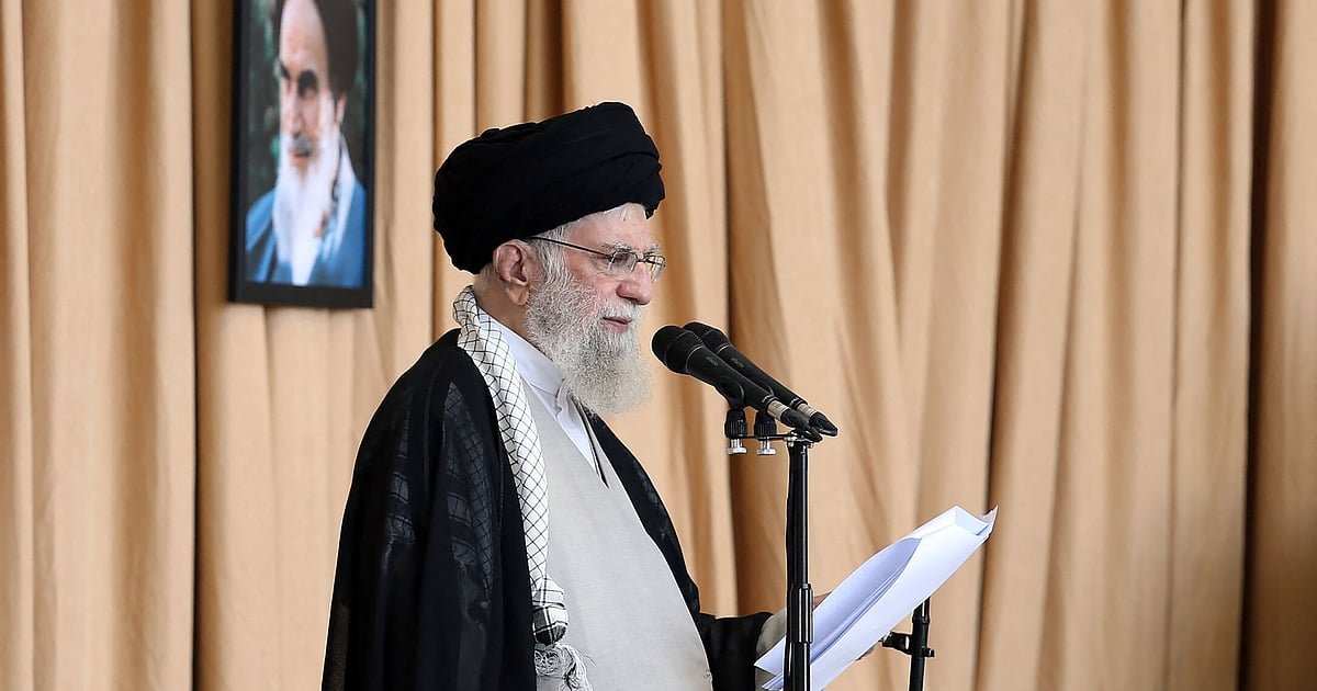 Khamenei says Iran will never surrender, warns off US