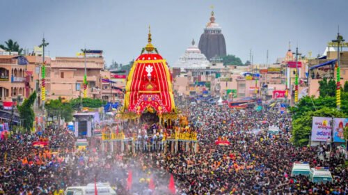 রথযাত্রায় পদদলিত হয়ে নিহত ৩