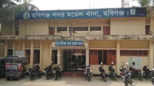 চোরের ছুরিকাঘাতে স্কুলছাত্র নিহত