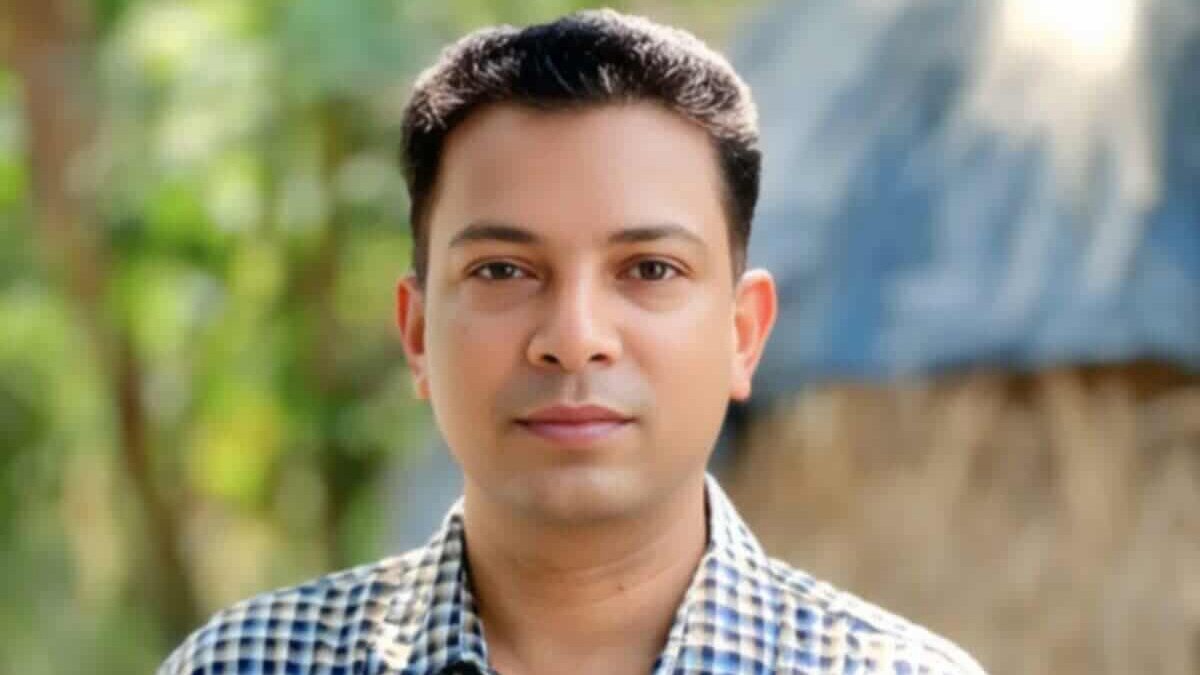 জামালপুরে মোটরসাইকেলের সঙ্গে ইজিবাইকের সংঘর্ষে পুলিশ সদস্য নিহত জামালপুরে মোটরসাইকেলের সঙ্গে ইজিবাইকের সংঘর্ষে পুলিশ সদস্য নিহত