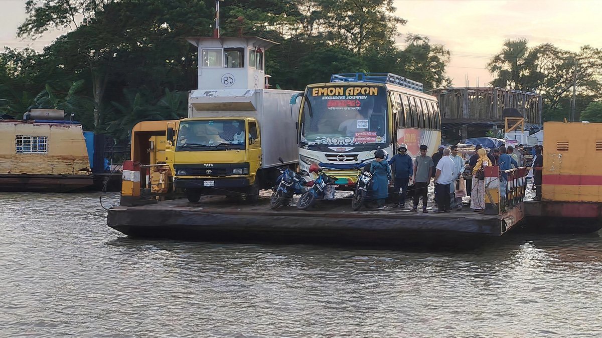 পটুয়াখালীতে অতিরিক্ত ভাড়া আদায় করায় ফেরিঘাটের ইজারা বাতিল পটুয়াখালীতে অতিরিক্ত ভাড়া আদায় করায় ফেরিঘাটের ইজারা বাতিল