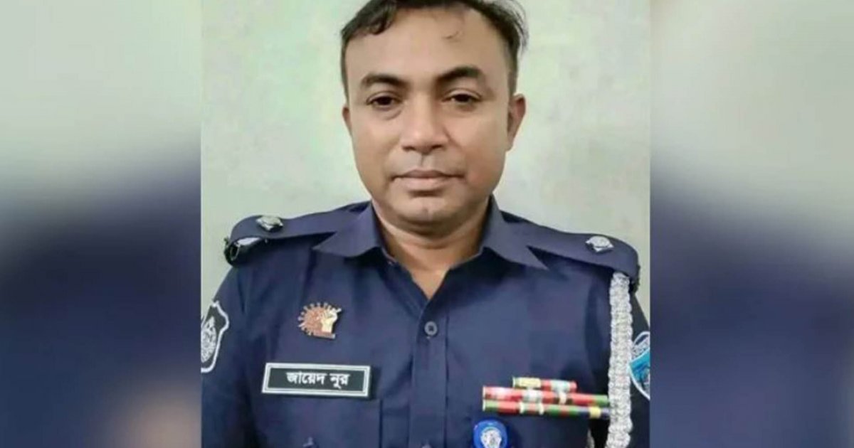 বৈষম্যবিরোধী-এনসিপির আন্দোলনের মুখে পটিয়া থানার ওসি প্রত্যাহার
