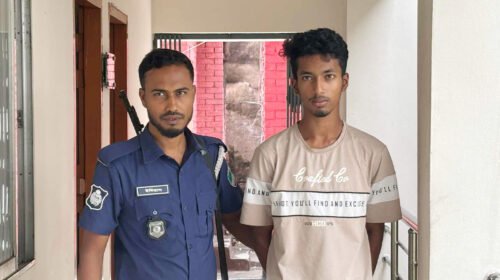 সাতক্ষীরা প্রেসক্লাবে সাংবাদিকদের ওপর হামলার ঘটনায় মামলা, গ্রেফতার ১