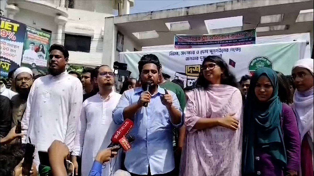 ক্ষমতার লোভ দেখিয়ে অভ্যুত্থানের শক্তিকে কেনা যাবে না: নাহিদ ইসলাম