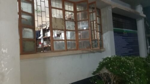 পাটগ্রাম থানা ঘেরাও করে আসামি ছিনিয়ে নিয়েছে বিএনপির নেতারা