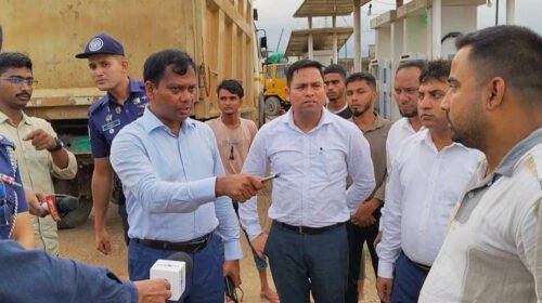 ‘পাথর সরলে জীবন ঝালাপালা করে দেব’, অ্যাকশনে ডিসি সারওয়ার