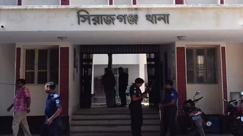 মাঝনদীতে পিটিয়ে ২ জনকে হত্যা