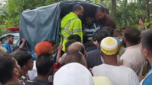 পটুয়াখালীতে ডাকাতির অভিযোগে দুইজনকে গণপিটুনি