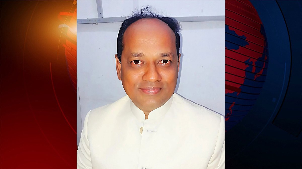 আঠারো বছরের সাজাপ্রাপ্ত বাউফল উপজেলা যুবলীগের সভাপতি ঢাকায় গ্রেফতার আঠারো বছরের সাজাপ্রাপ্ত বাউফল উপজেলা যুবলীগের সভাপতি ঢাকায় গ্রেফতার
