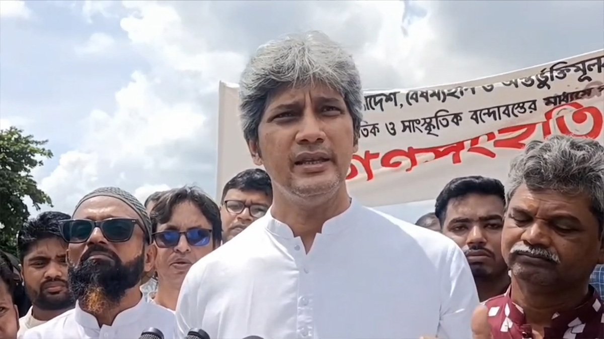 একটি পক্ষ সংস্কারকে নির্বাচনের মুখোমুখি দাঁড় করানোর চেষ্টা করছে: জোনায়েদ সাকী