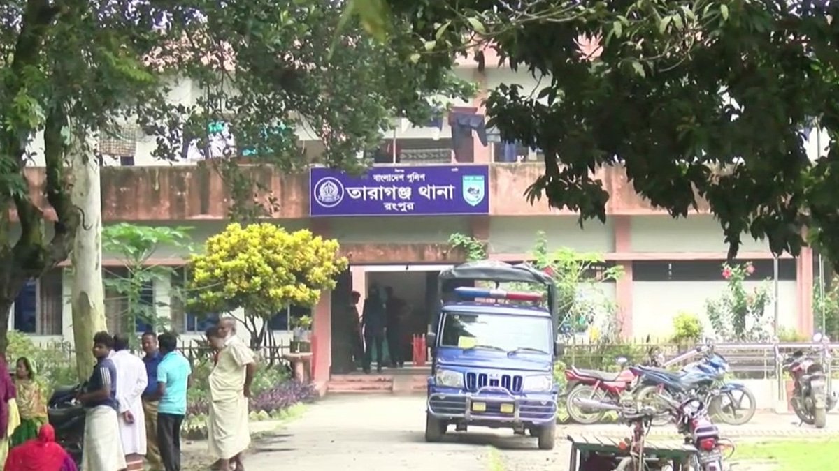 রংপুরে গণপিটুনিতে দু’জন নিহতের ঘটনায় সাময়িক বরখাস্ত ৮ পুলিশ