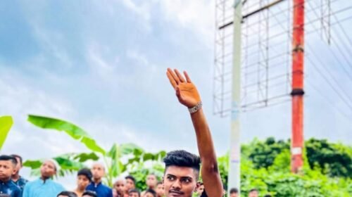 বাংলাদেশের বাইক স্টান্ট জগতের আরেক নায়ক গোল্লা।