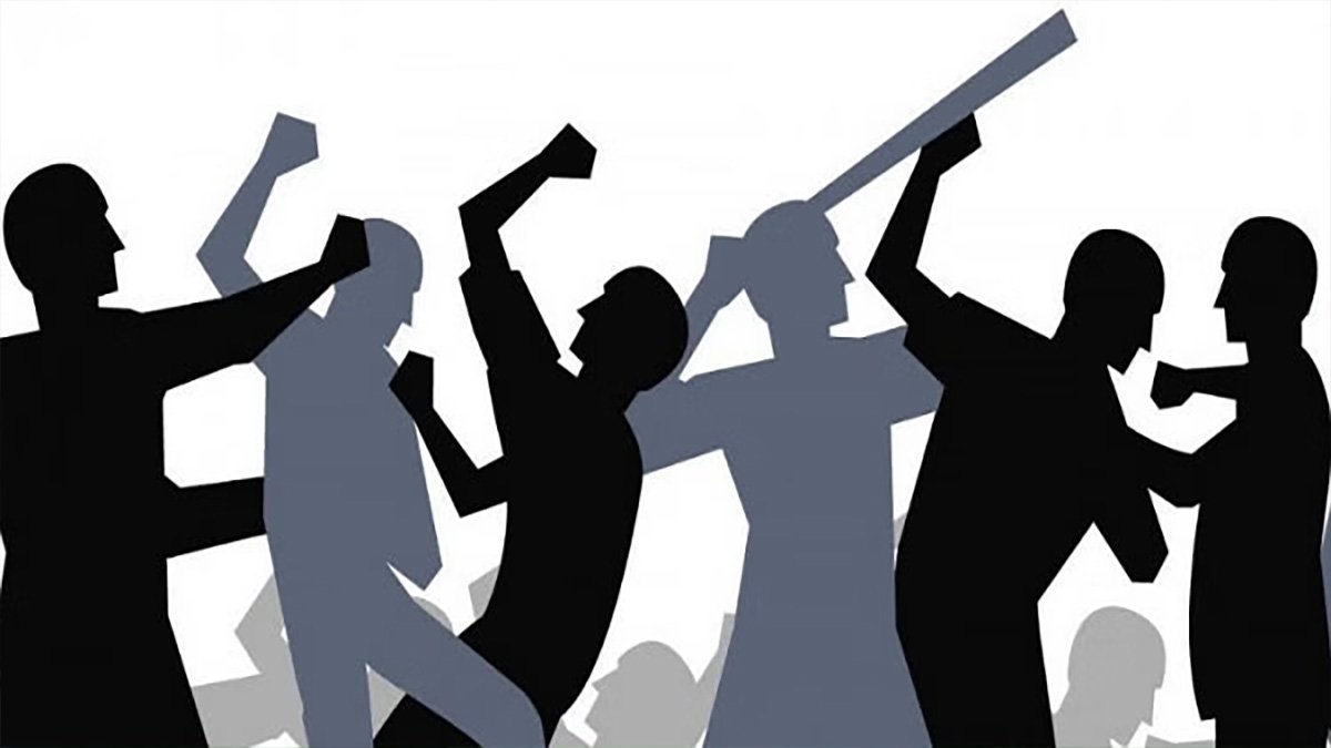 ছাগলে খেলো কাঠাল গাছের চারা, সংঘর্ষে নারীসহ হাসপাতালে ৩