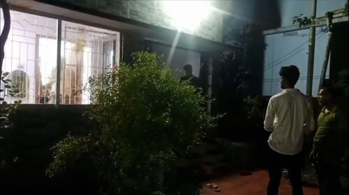 খুলনা বিএনপির সদস্য সচিব বাবুর বাড়িতে গুলি বর্ষণ ও ককটেল নিক্ষেপ