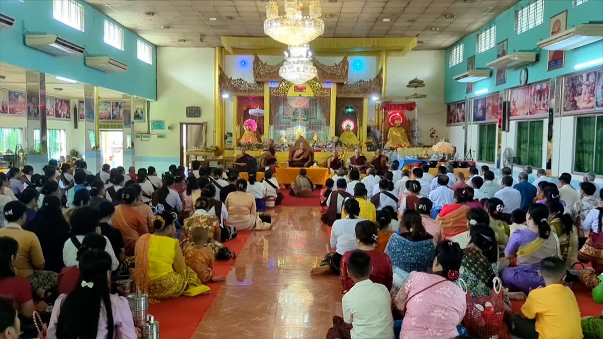পার্বত্যাঞ্চলে নানা আয়োজনে পালিত হচ্ছে মধু পূর্ণিমা পার্বত্যাঞ্চলে নানা আয়োজনে পালিত হচ্ছে মধু পূর্ণিমা