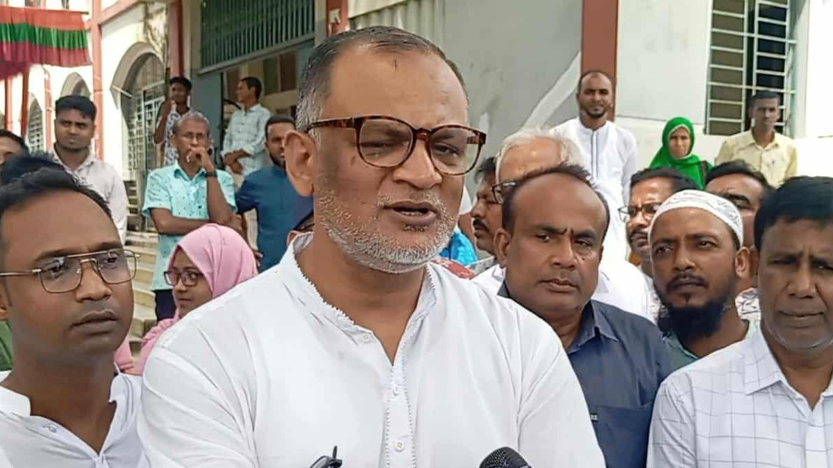 এক মাসের মধ্যে বাড়বে আলুর দাম: বাণিজ্য উপদেষ্টা