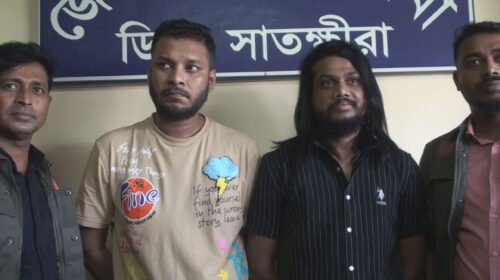সাতক্ষীরায় অনলাইন জুয়ার দুই মাস্টারমাইন্ড আটক