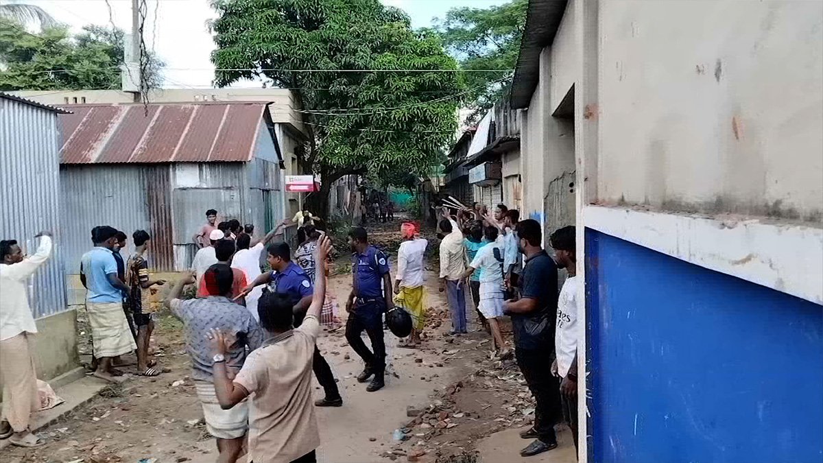 ব্রাহ্মণবাড়িয়ার ফুটবল খেলাকে কেন্দ্র করে সংঘর্ষ, আহত অর্ধশতাধিক