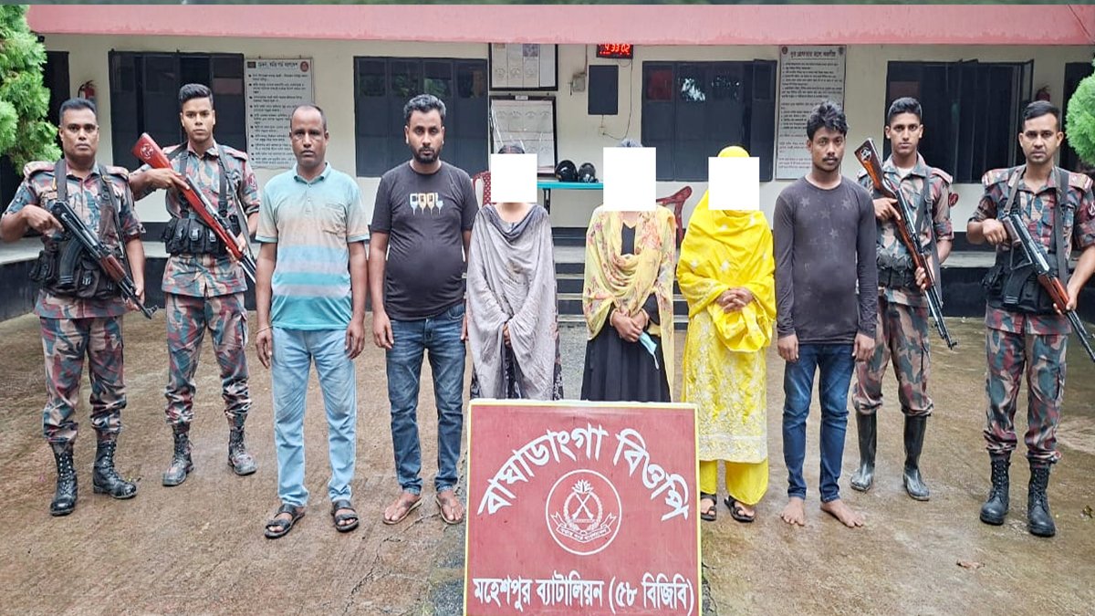 ভারতে প্রবেশকালে ঝিনাইদহে নারী-শিশুসহ আটক ১১