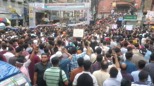 কুমিল্লাকে বিভাগ ঘোষণার দাবিতে বিক্ষোভ