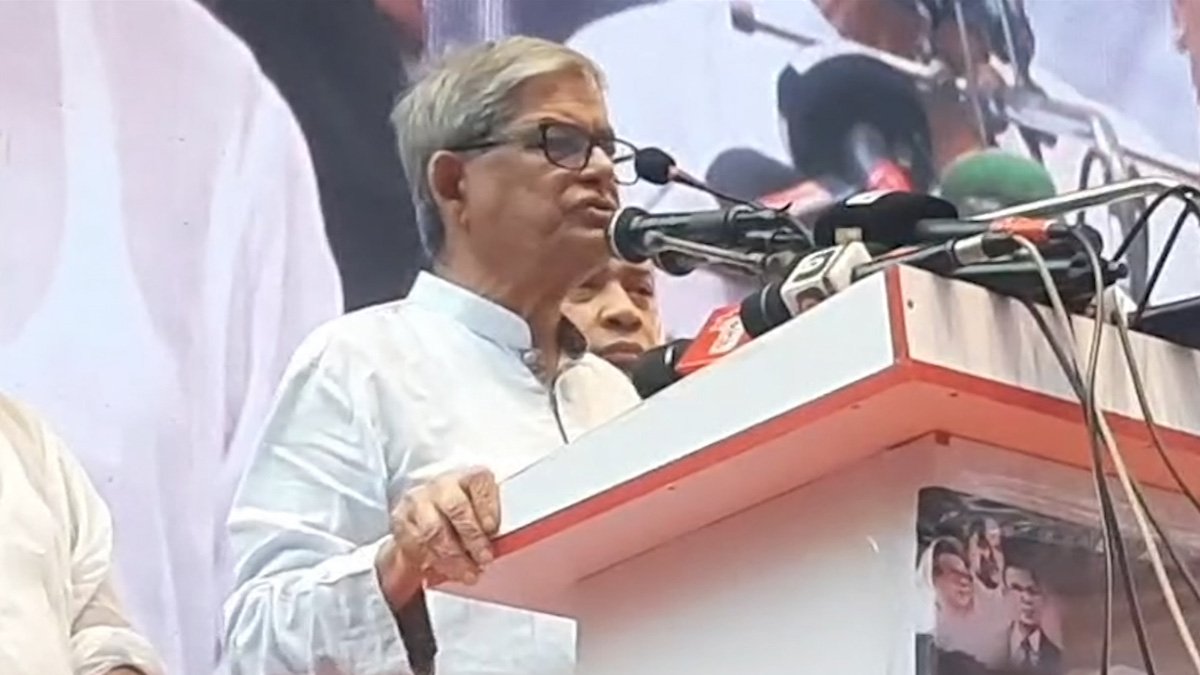 কিছু উপদেষ্টা বিশেষ দলের হয়ে কাজ করার অভিযোগ আছে: মির্জা ফখরুল