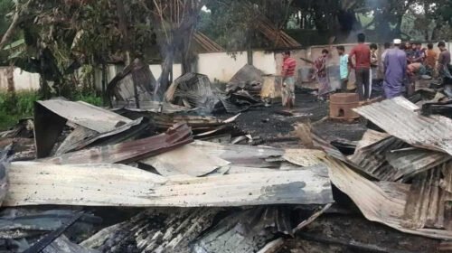 খাগড়াছড়ির গুইমারায় আগুনে পুড়লো ১৫ দোকান