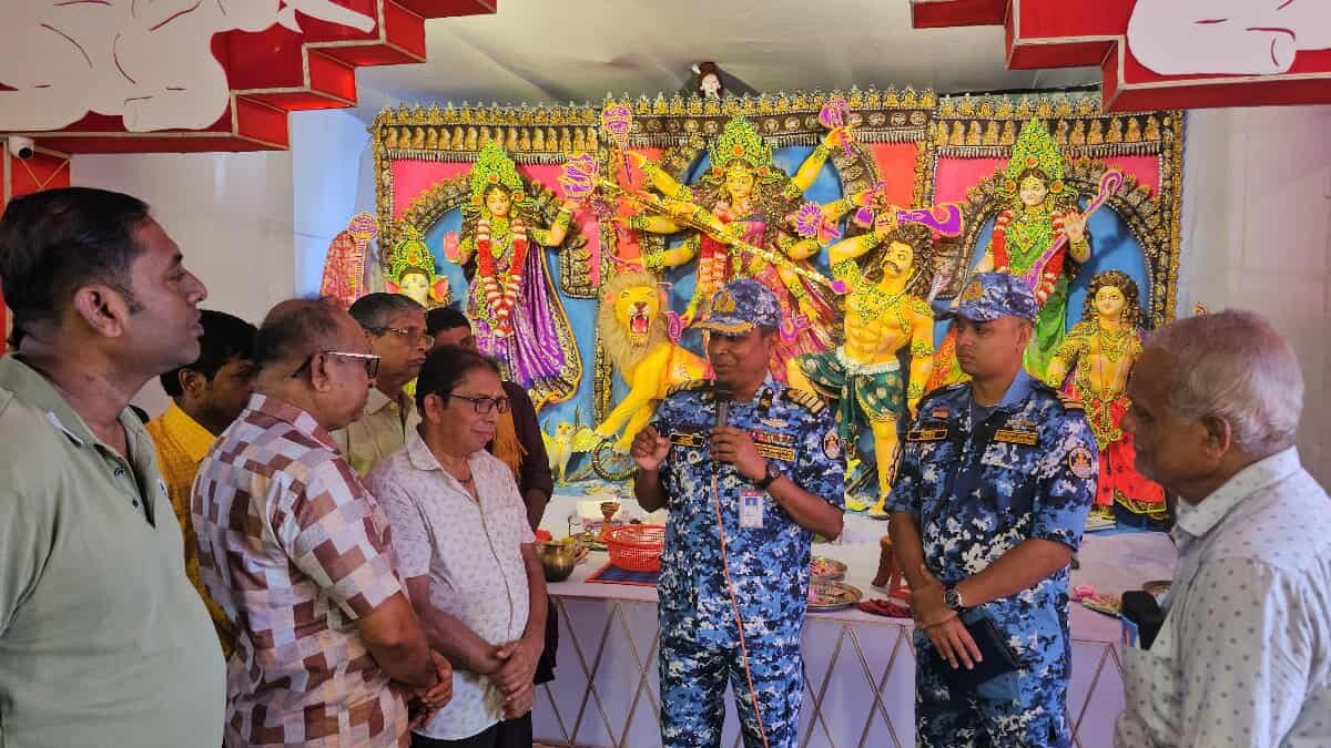 খুলনা, বাগেরহাট ও সাতক্ষীরা উপকূলের ৪৪ প্রতিমা বিসর্জনকালে সতর্ক থাকবে কোস্টগার্ড