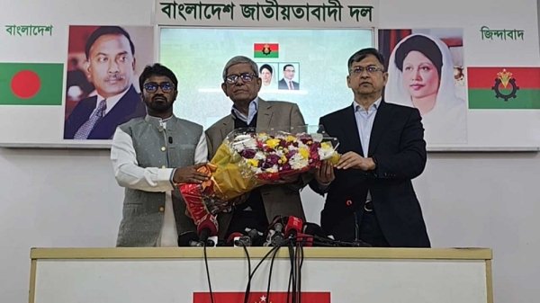 বিএনপিতে যোগ দিলেন গণঅধিকার পরিষদের রাশেদ খাঁন