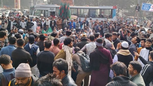 হাদি হত্যার বিচার দাবিতে ফের শাহবাগে ইনকিলাব মঞ্চের অবস্থান