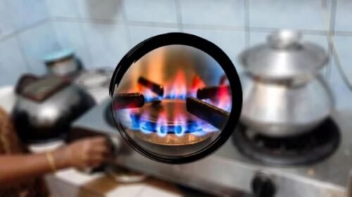 ভালভ ফেটে লিকেজ: নতুন করে গ্যাস সংকটে রাজধানী