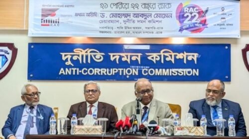 প্রার্থীদের হলফনামার তথ্য অল্প সময়ে যাচাই করা কঠিন: দুদক চেয়ারম্যান