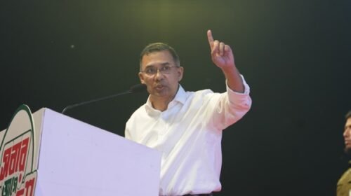 কেউ যায় দিল্লি-কেউ যায় পিন্ডি, কেবল বিএনপিই পালায় না: তারেক রহমান