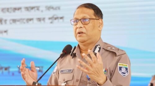 দায়িত্বে থাকাকালে বডিঅর্ন ক্যামেরা পরতে বললেন আইজিপি দায়িত্বে থাকাকালে বডিঅর্ন ক্যামেরা পরতে বললেন আইজিপি